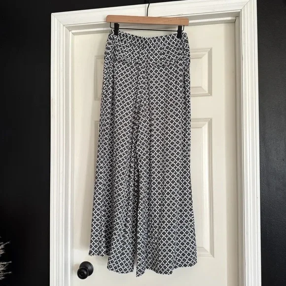 Anthropologie Maeve Callan Wide-Leg Pants
size 6 - Picture 10 of 12